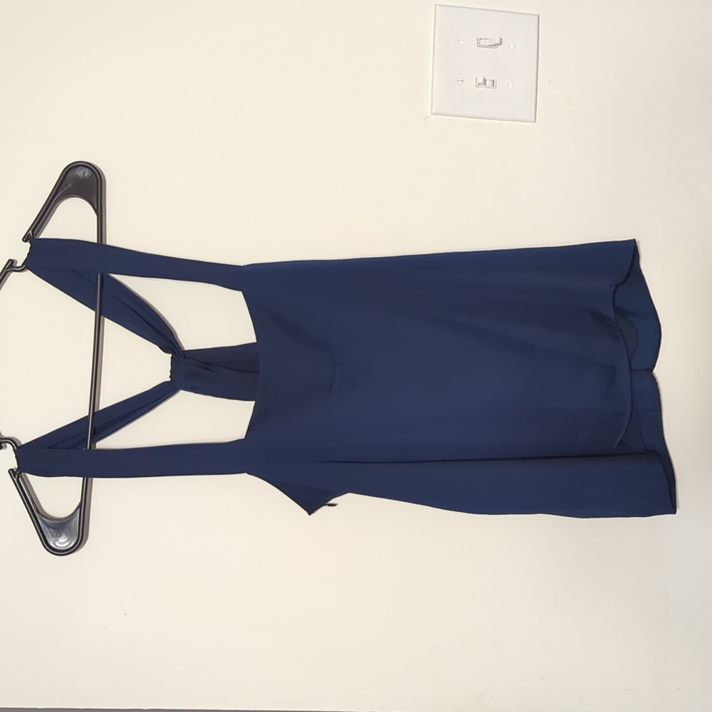 Banana republic woman's silk tank top Size  medium Navy Blue
